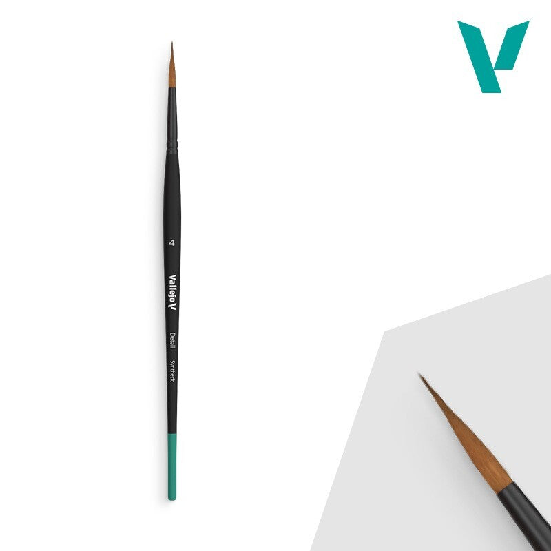 Vallejo Detail Round Synthetic Brush No. 4 for controlled strokes