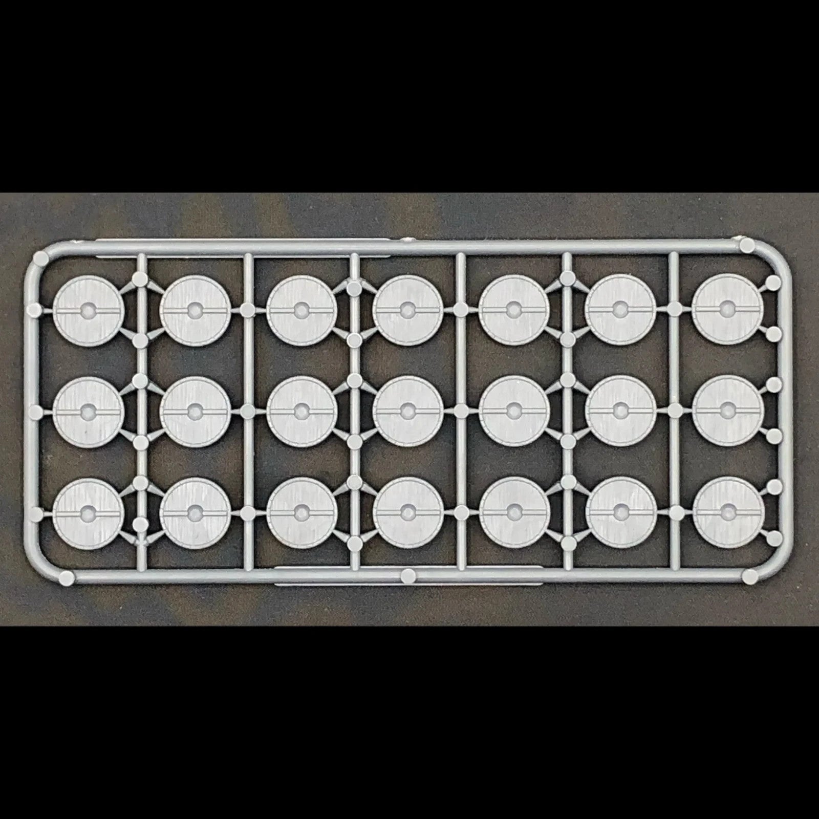 Wargames Atlantic Dark Age Army Builder 48x Miniatures 28mm Figures FREE POST