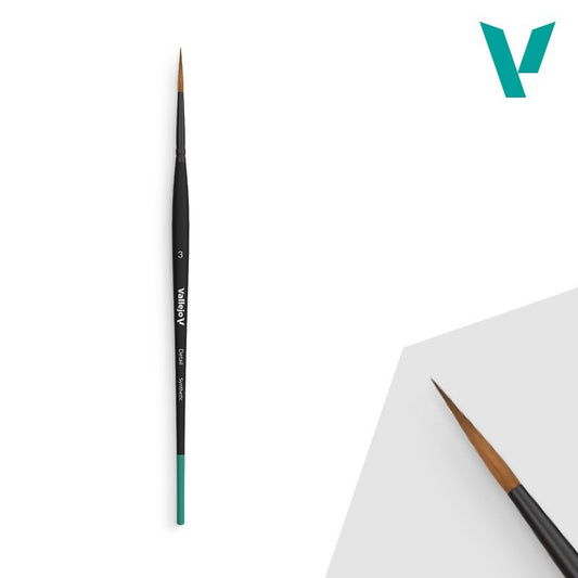 Vallejo Detail Round Synthetic Brush No. 3 for fine line painting